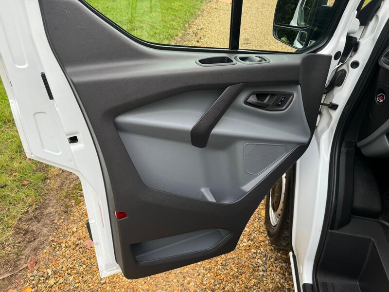 FORD TRANSIT CUSTOM