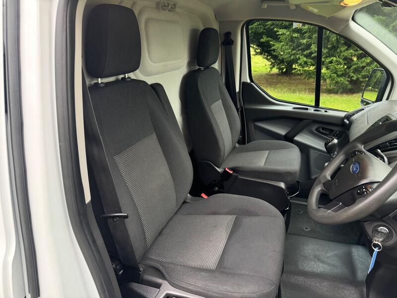 FORD TRANSIT CUSTOM