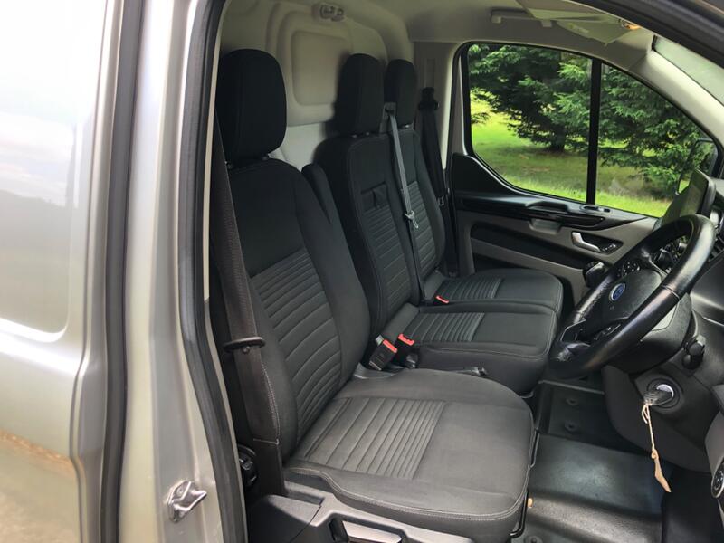 FORD TRANSIT CUSTOM