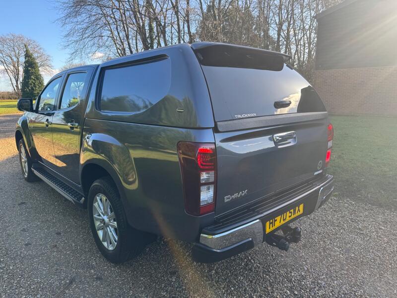 ISUZU D-MAX