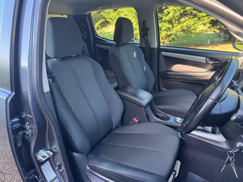 ISUZU D-MAX