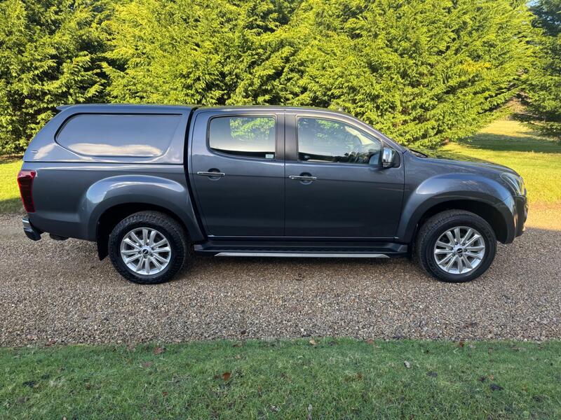 ISUZU D-MAX