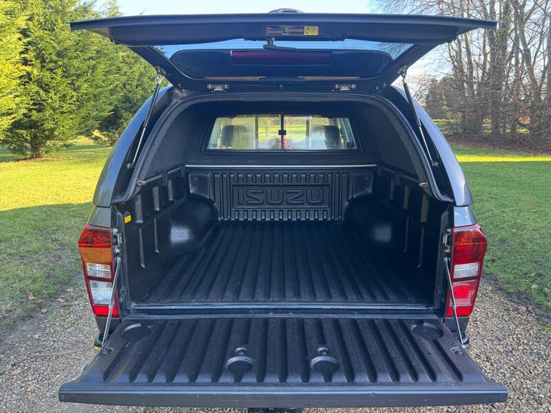 ISUZU D-MAX