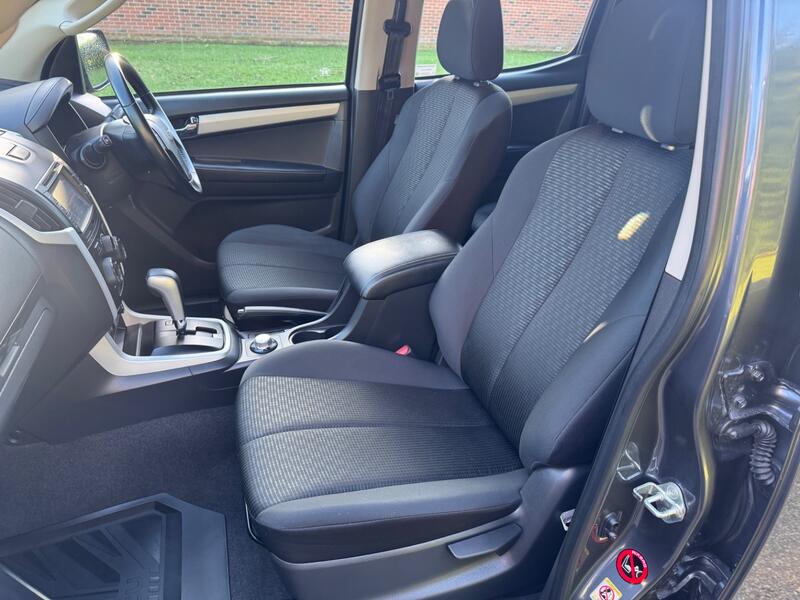 ISUZU D-MAX