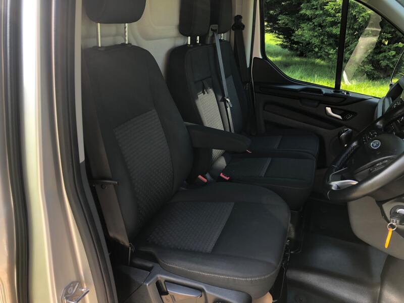 FORD TRANSIT CUSTOM