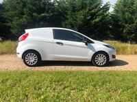 FORD FIESTA VAN