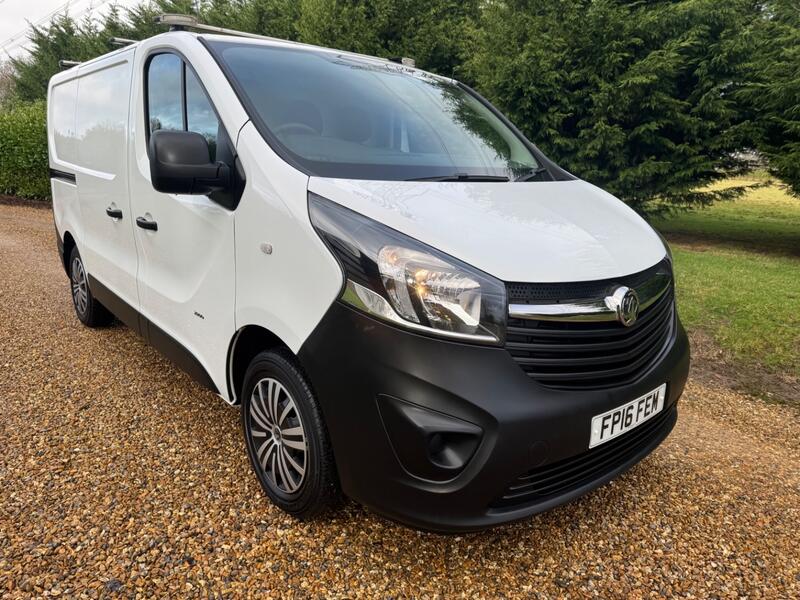 VAUXHALL VIVARO