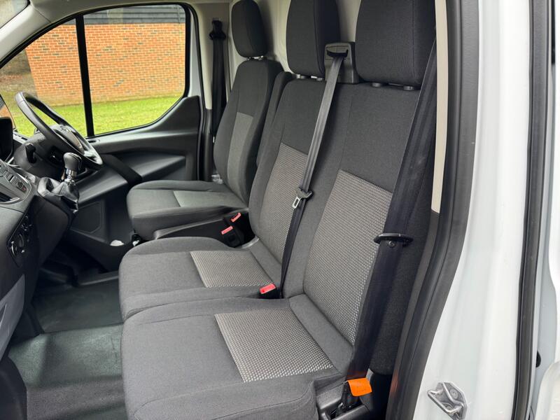 FORD TRANSIT CUSTOM