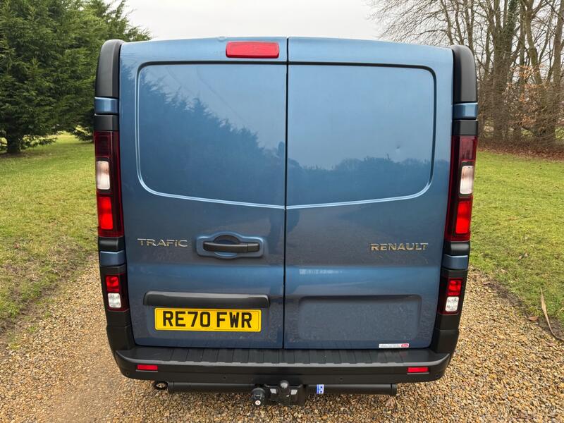 RENAULT TRAFIC