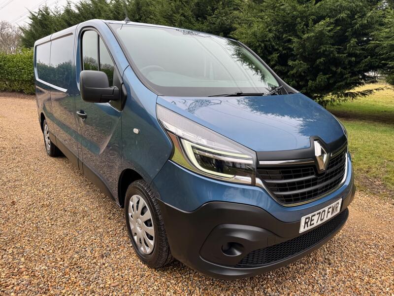 RENAULT TRAFIC