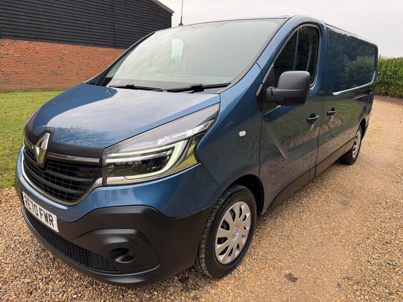RENAULT TRAFIC