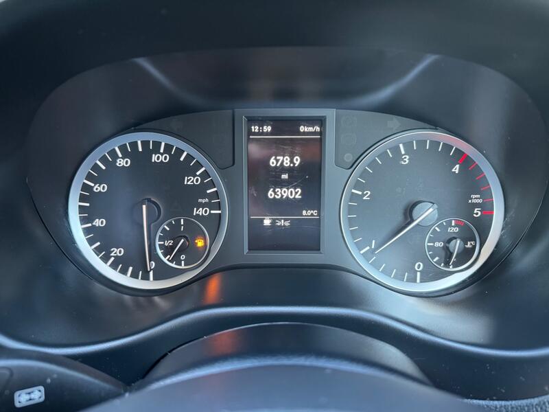 MERCEDES-BENZ VITO