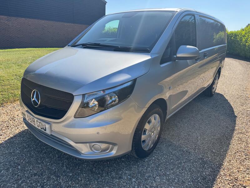 MERCEDES-BENZ VITO