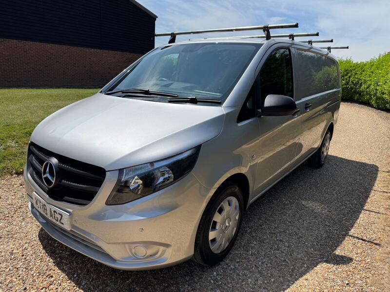 MERCEDES-BENZ VITO